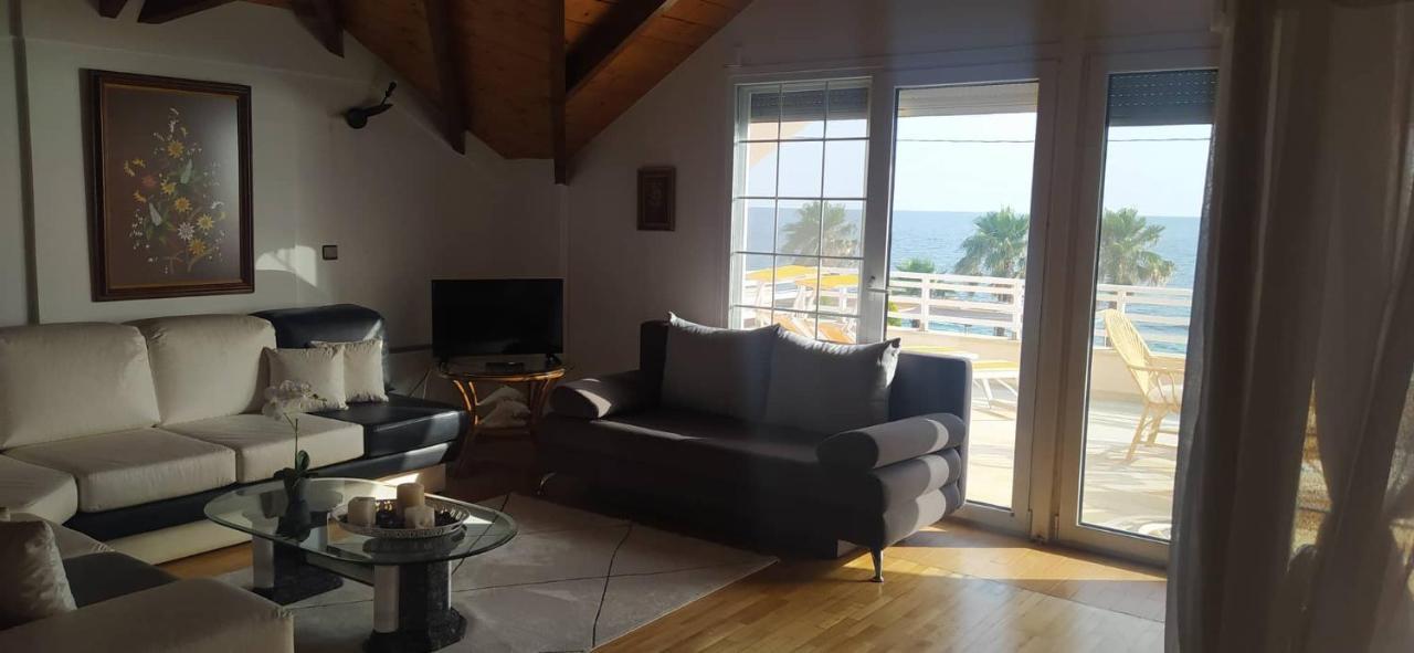 Suite In Front Of The Sea Nea Thesi Екстер'єр фото